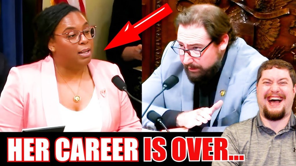 MAGA Navy Seal HUMILIATES hysterical LaMonica McIver in front of the entire country