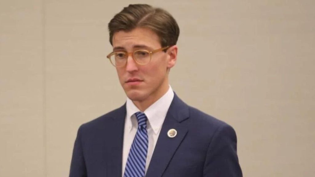 Democrat Caught In Illegal Voting Scam – Learns His Fate